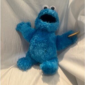 Hasbro Cookie Monster Feed Me Sesame Street Talking Works 14"